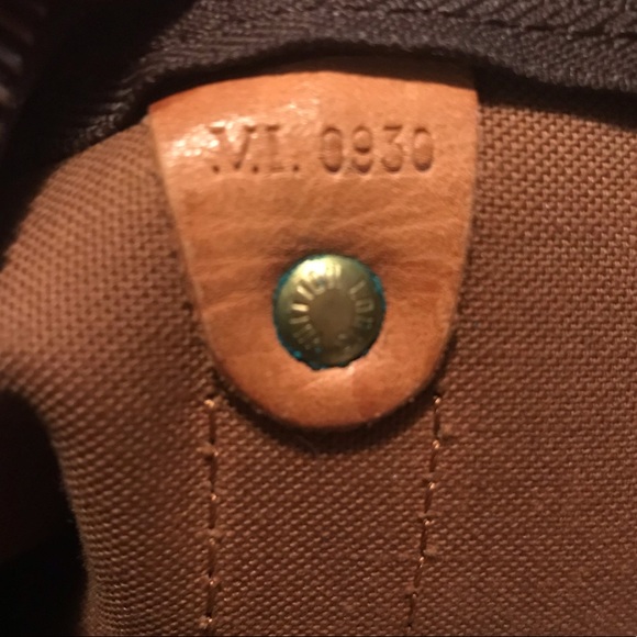 ❌SOLD❌ LOUIS VUITTON Keepall Bandouliere 50 - Picture 8 of 8